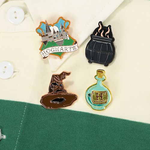 Harry Potter 4 pack Enamel filled Pins Hogwarts School of itchcraft and Wizardary